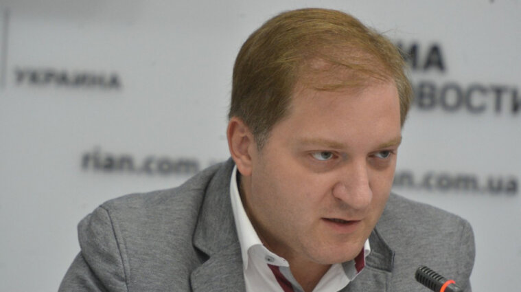 Подозреваемый в госизмене нардеп Волошин написал заявление о сложении мандата