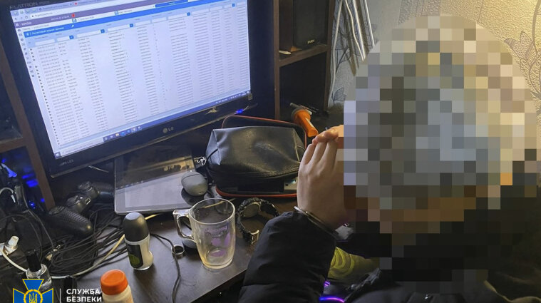 Хакера, работавшего на оккупантов, задержала СБУ - фото