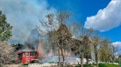 Лисичанская гимназия сгорела дотла / Фото: t.me/luhanskaVTSA