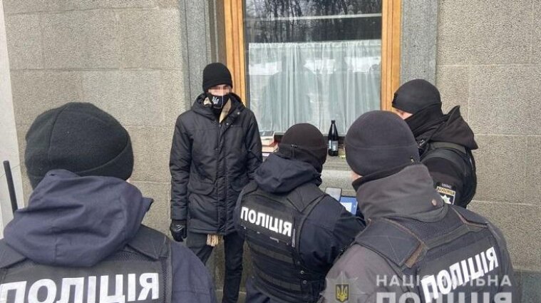 Нападение на здание Верховной Рады произошло в Киеве
