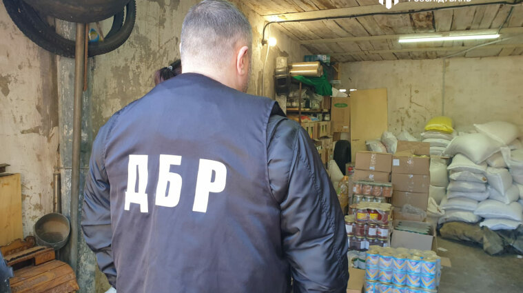 В Днепропетровской области нашли подпольный склад, на котором хранили краденые у военных продукты