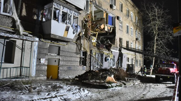 Взрыв газа в многоэтажке Запорожья: есть жертвы и раненые - фото