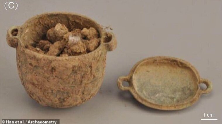 У Китаї археологи знайшли крем для обличчя, якому 2700 років