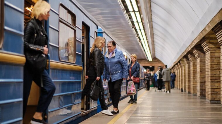 У київському метро скоротили інтервал руху поїздів