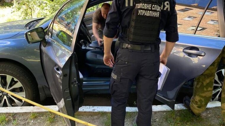 Вооруженного сторонника оккупантов задержала полиция в Буче - фото