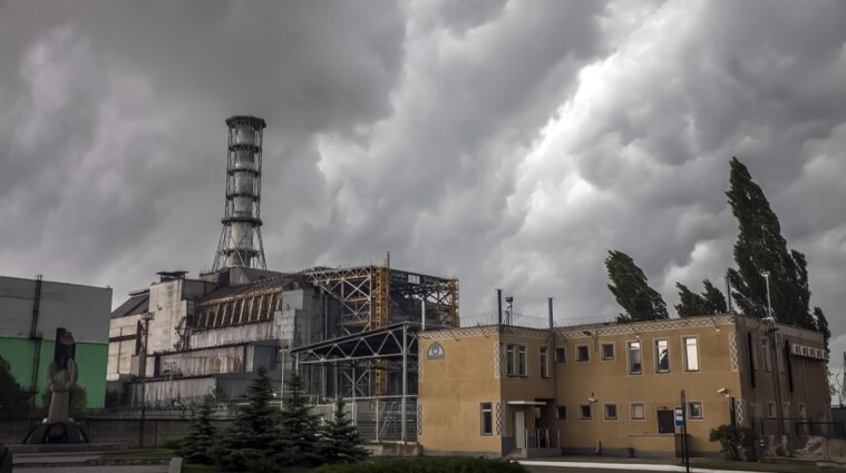 Окупанти перетворили Чорнобильську АЕС на військову базу - Енергоатом