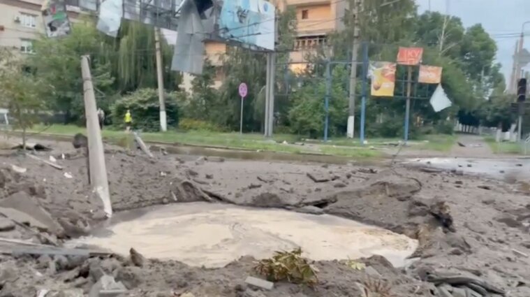 Оккупанты уничтожают Славянск: мэр сообщил о ночных "прилетах" (видео)