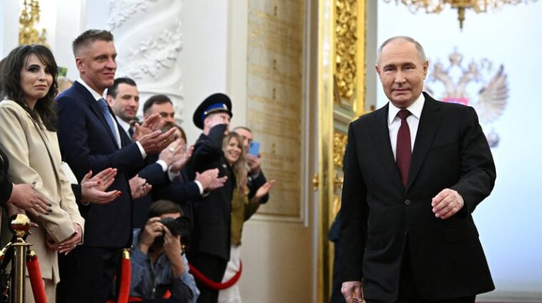 На россии состоялась очередная инаугурация путина, правительство ушло в отставку
