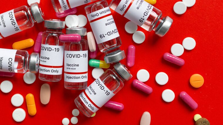 Польща придбала понад 60 млн доз вакцин проти COVID-19