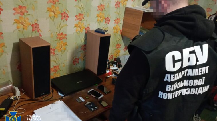 На Днепропетровщине бывший военный собирался "слить" РФ информацию о ПВО Украины