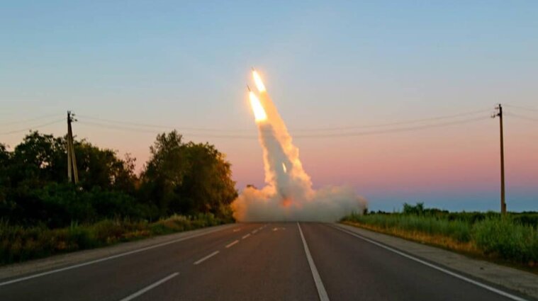 Ракети для HIMARS, які б'ють на 300 км, очікує Україна від партнерів - очільник МОУ