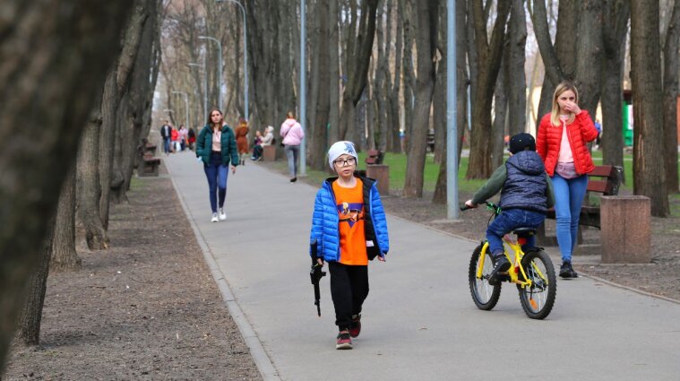 Киев переходит в "оранжевую" зону: какие запреты будут действовать в столице с 1 мая