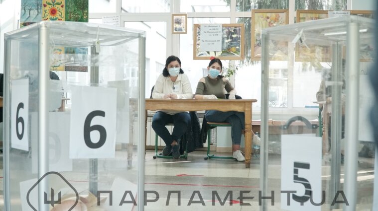 У Рівненській області загубили ключі від сейфу з бюлетенями: викликали ДСНС