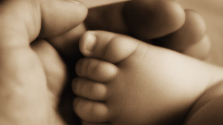 Штам "Дельта" виявили у новонародженого малюка на Волині
