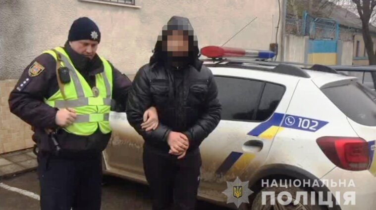 В Одесской области пассажир душил таксиста и украл его машину, потому что не было денег за проезд