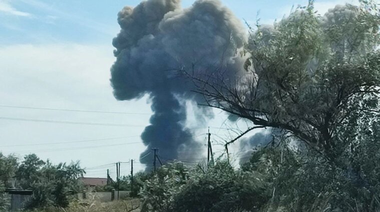 Атака по аэродрому в Саках: выведено из строя более половины боевых самолетов