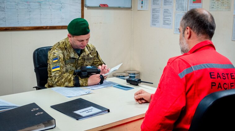 Україна заборонила в`їзд 12 росіянам: пред'явили підроблені документи