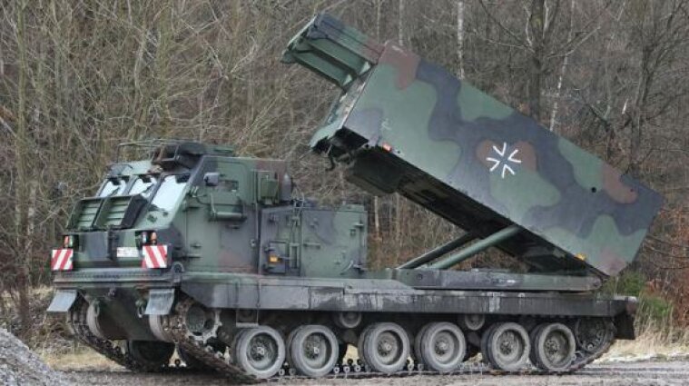 Україна отримає від Німеччини дві РСЗВ MARS та 50 бронемашин Dingo