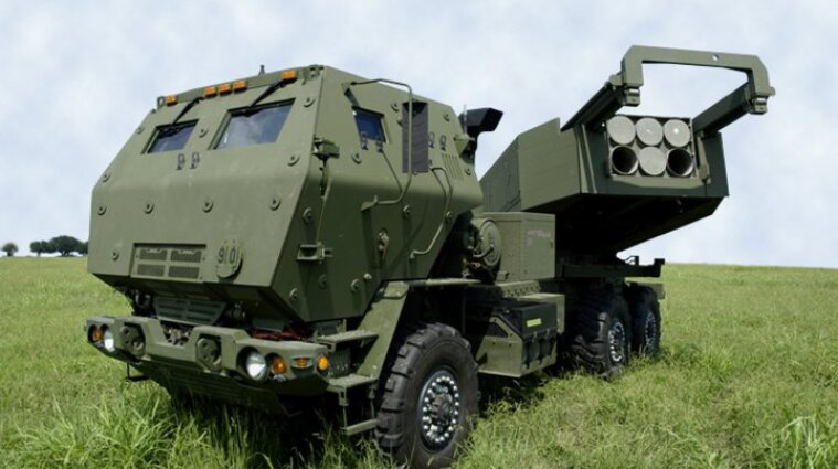 США направляють Україні ракетні системи залпового вогню HIMARS