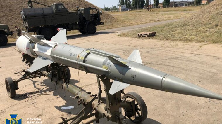 Впервые в истории Украины: военное вооружение на миллиард гривен получило Минобороны от СБУ