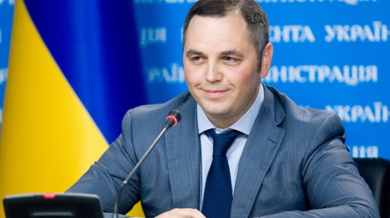 Ексзаступник голови адміністрації Януковича Портнов переписав елітний маєток на своїх дітей