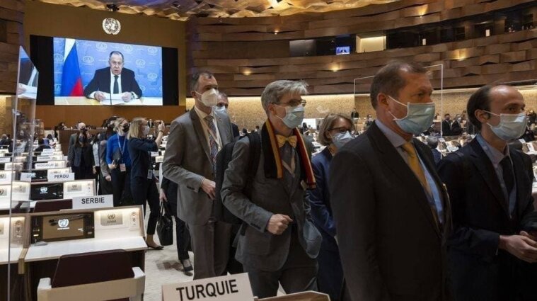 Выступление Лаврова на форуме ООН: дипломаты покинули зал заседаний
