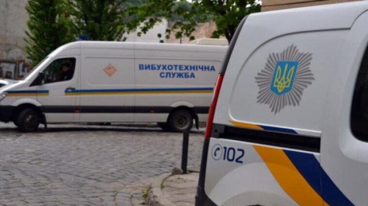В Киеве прогремел взрыв у ресторана на Оболони
