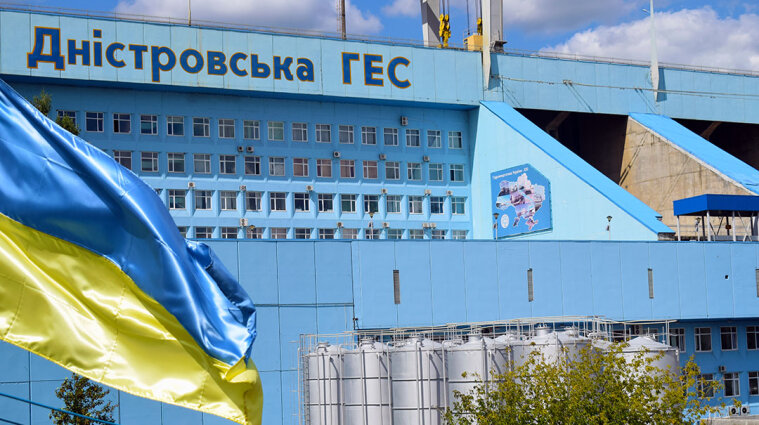 На Днестровской ГЭС погиб рабочий: упал в шахту ремонта вала турбины