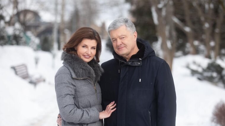 Порошенко с женой гуляют по рождественской Варшаве (видео)