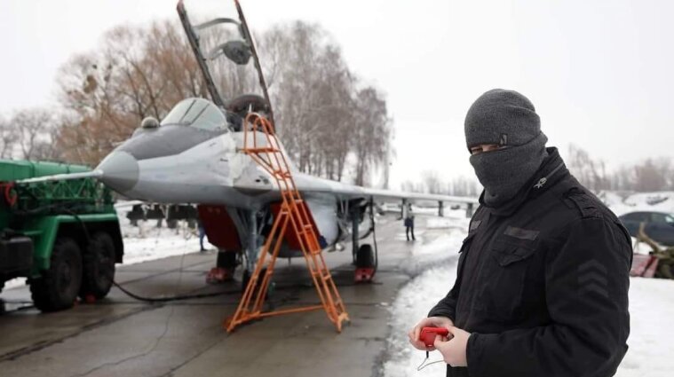 Оккупанты подбили самолет "Киевского призрака": чем он ответил на потерю "крыльев"