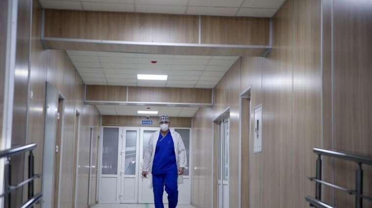 Более 1300 украинцев повторно заражались коронавирусом
