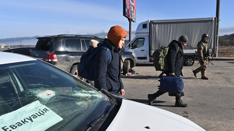 Українці знову можуть повернутися з росії додому через ККП на Сумщині