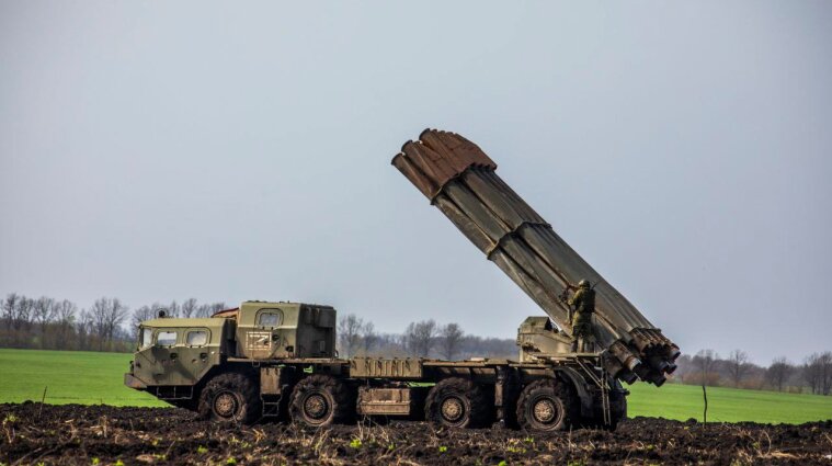 Оккупанты обстреляли из ракет ряд областей Украины