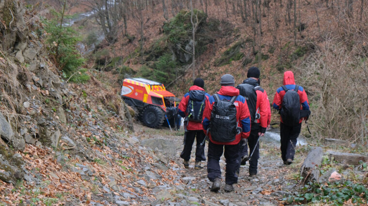 Туриста, який зник у Закарпатській області у лютому, знайшли мертвим
