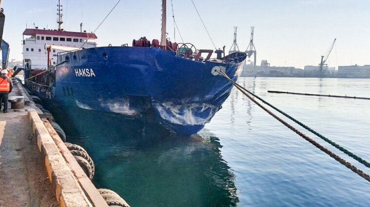 Корабельная авария в порту Черноморска: судно протаранило причал