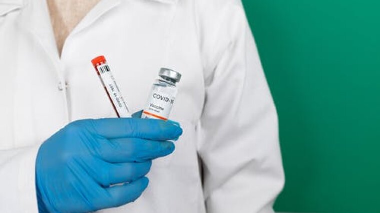Вакцина Moderna обеспечивает иммунитет на три месяца