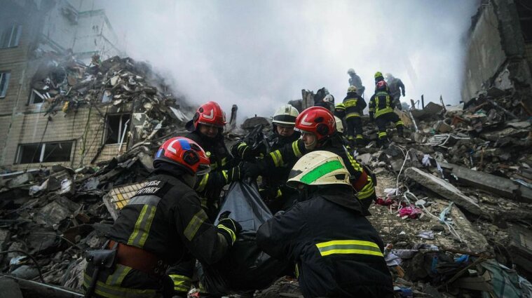 Как действовать во время обрушения здания в результате взрыва: основные правила от МВД