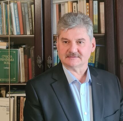 Все украиноязычное нуждается в государственной поддержке и льготах, - филолог Сергей Резник