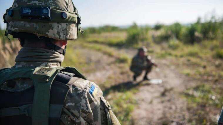 Рада разрешила иностранцам служить в украинской армии по контракту