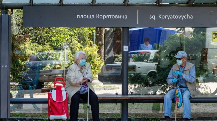 В Украине новый рекорд по количеству смертей от COVID-19 в сутки