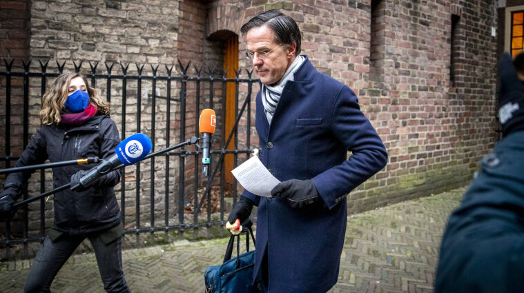 Прем'єр-міністр Нідерландів подав у відставку через скандал із соцвиплатами