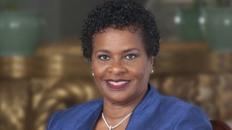 72-річна жінка стала першою президенткою Барбадосу