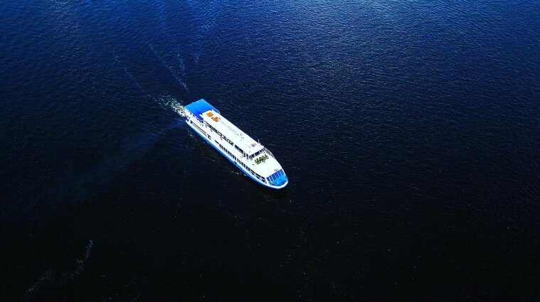 В Греции затонуло судно с 17 пассажирами