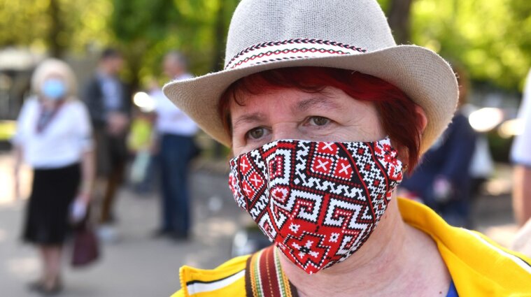 Ношение масок и документы: какие карантинные ограничения до сих пор действуют в Киеве