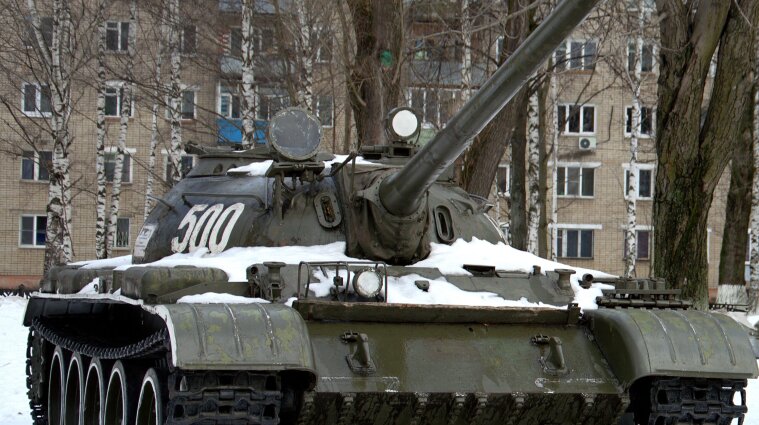 Томас Кент росіянам: для добрих стосунків з сусідами танки не потрібні