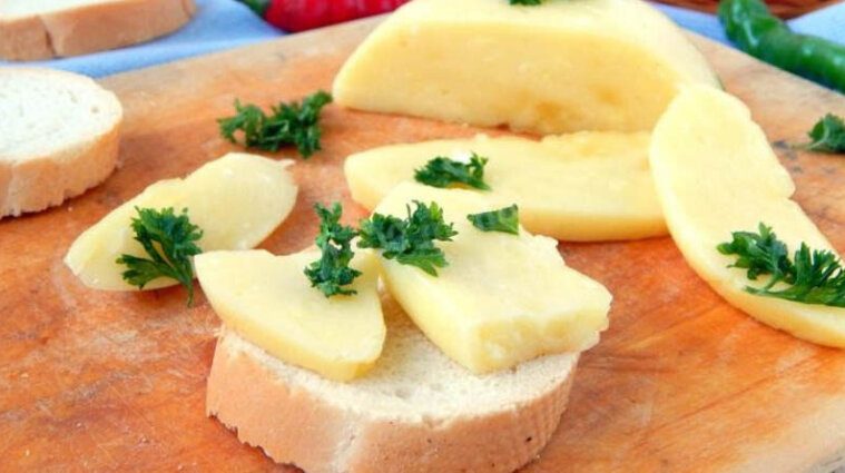 Простые рецепты вкусности: как приготовить плавленый сыр дома