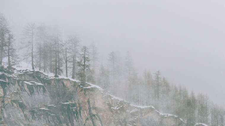 Снігопад та хуртовина: в Україні очікується погіршення погодних умов 3 січня