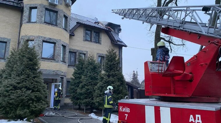 У київському пансіонаті для літніх людей до пожежі знайшли понад 40 порушень