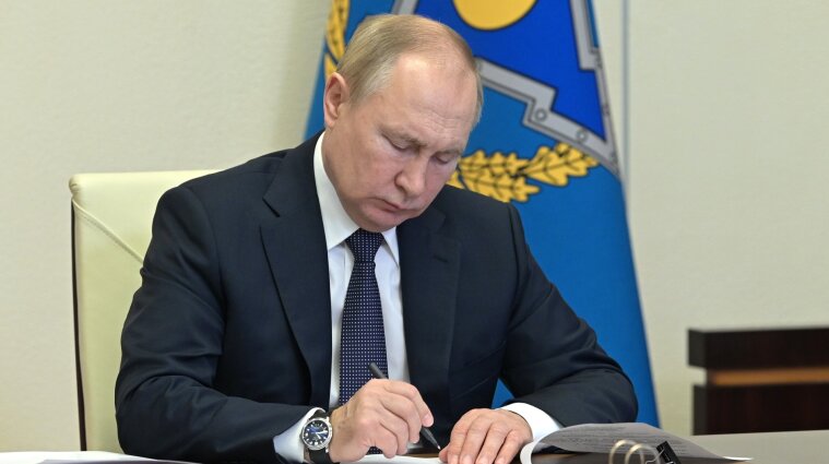 Путін погрожує країнам Заходу "блискавичними ударами", якщо вони втрутяться у війну