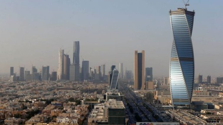 В Саудовской Аравии вооруженный мужчина напал на охранника консульства Франции